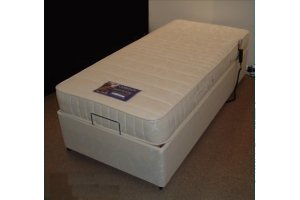 Cumfilux adjustable bed